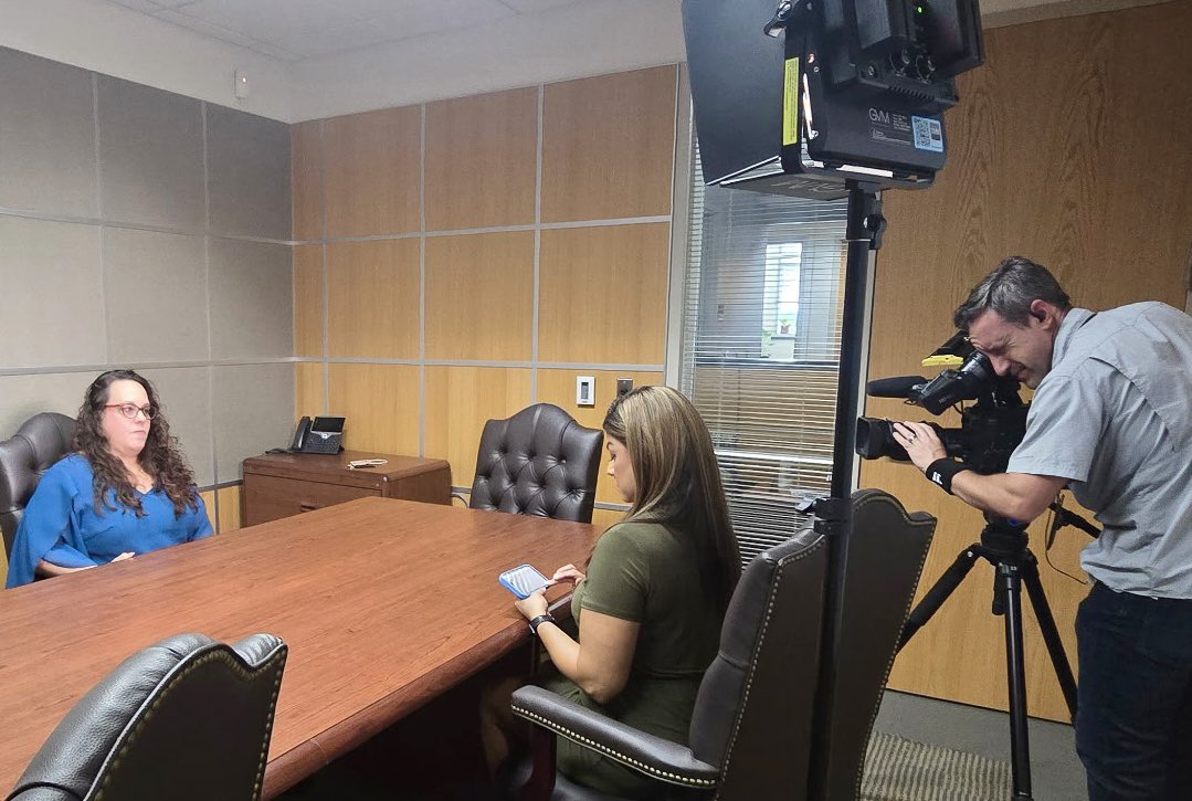 OSBI Criminalistics Supervisor Lesley Perry sat down with Jennifer Pierce with <a href="/NEWS9/">News 9</a> to discuss our CODIS Unit and how this technology can assist with investigations throughout Oklahoma. 

The story will air tonight at 5 p.m. 
#OSBI #OneTeamOneMission