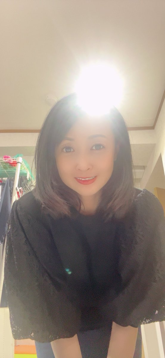 🌸皆さまにご報告です🌸
薬膳コーディネーター資格
ラジオ体操指導員の資格
取りました。
更なる日々勉強して頑張っていきます😊
これからも応援宜しくお願い致します🙇‍♀️

高倉梨奈❤️