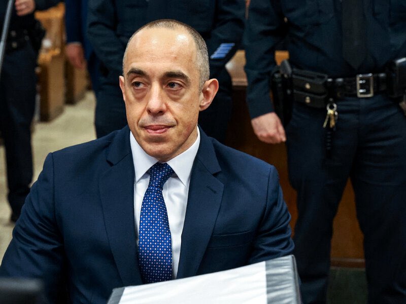 jsher88888's tweet image. Isn’t it horrible enough that the tangerine Mussolini is destroying the honor and history of our great nation? Do we really have to endure goon cronies like this putz Bove by DOPUS handing him a lifetime federal judgeship?
#NO_ON_BOVE! #Republicans #Democrats, #SenTillis