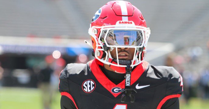 DawgsHQ's tweet image. Georgia will be young in 2025. Head coach Kirby Smart touched on the youth and what it means at SEC Media Days this week. #GoDawgs
Story: on3.com/teams/georgia-…