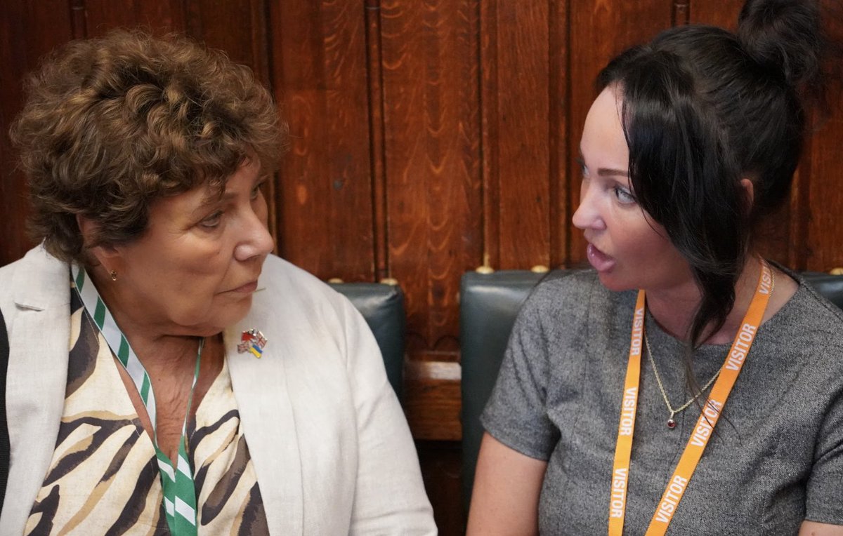 rapeganginquiry's tweet image. Thank you to Labour MP @MarieRimmer for taking the time to meet with survivors at our Rape Gang Inquiry event in Parliament.
It was sincerely appreciated by all.
