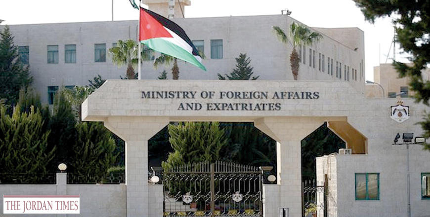 jordantimes's tweet image. Jordan, 10 countries hold talks on Syria, pledge support for stability, reconstruction
Read more 🔗
jordantimes.com/news/local/jor…