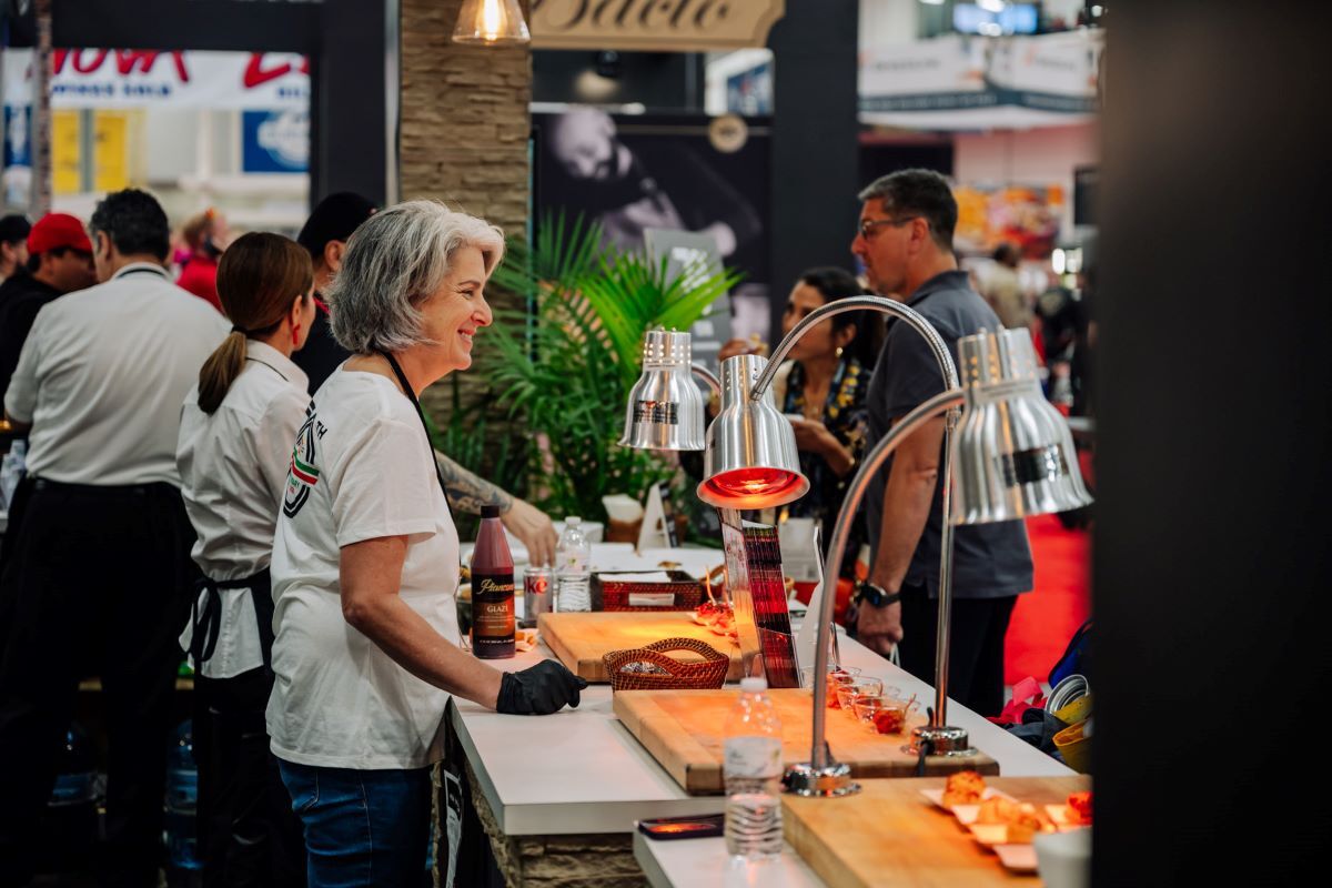 Calling all exhibitors! Pizza Expo is heading to the Midwest Columbus, OH this October 26–27. Connect with top buyers and grow your brand. Booths are filling fast—reserve yours now! 🍕
Become an Exhibitor: hubs.ly/Q03v1Q4m0
.
#PizzaExpoColumbus #PizzaExpo #Columbus #Ohio