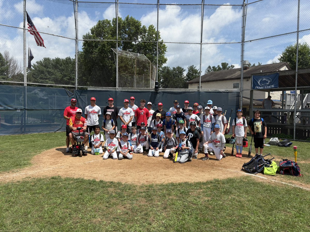 PcrestBaseball's tweet image. Great end to an awesome week! Tons of prizes, snacks, and smiles. Huge thanks to our alumni, coaches, players &amp;amp; Media Little League for making this first camp such a success! Can’t wait for Aston Middletown LL camp in 2 weeks + our August clinics! #family #lionscamps