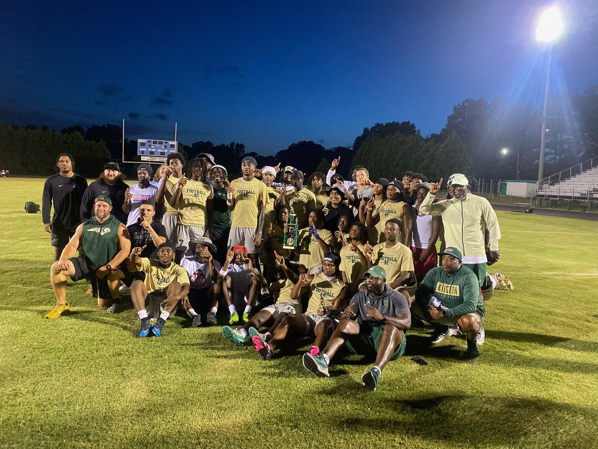 tyler_jones3_'s tweet image. Great way to end the summer last night at the Marvin Jarman 7v7 tournament. Can’t wait to compete this season with my guys! @Tcopper10 @Coach_Kavy @TreyScott_NC @gieseldiesel @LastTruThorpe @bryce_pm @DanSwanstrom @holtahlers12 @QBC_Charlotte @ethan_fame @CoachRSmith1 @CoachQ___…