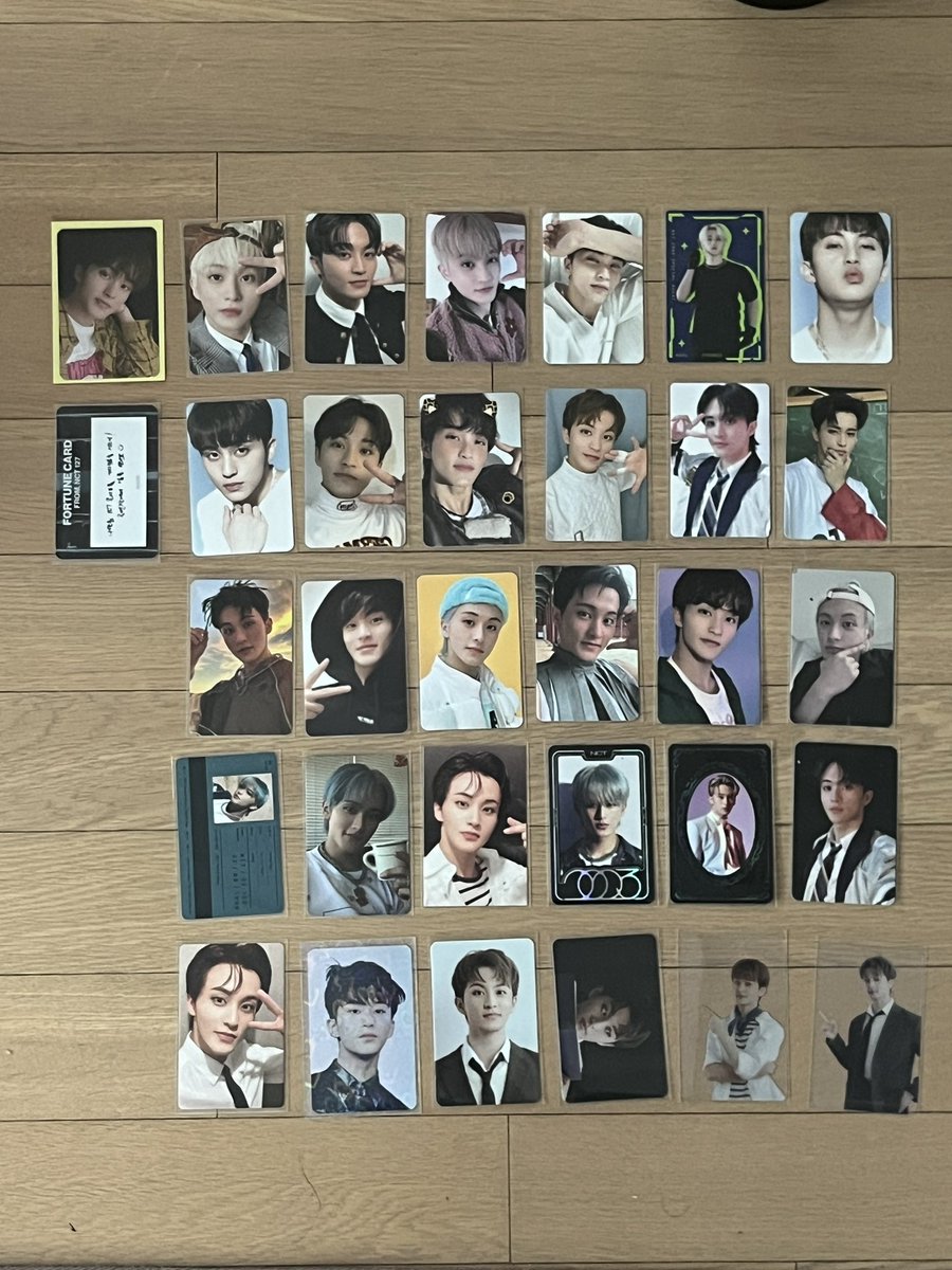 jeeindd's tweet image. 마크 포카 양도 (일괄 O 개별 O)
시세가 어느정돈지 몰라서
대충 알맞게 제시해주세요
급처입니다!!!!!!!

#마크 #nct127 #nctdream #엔시티 #포카 #마크포카 #mark