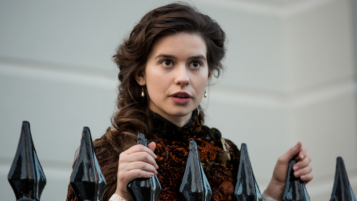 VisionTV's tweet image. In the spring of 1905, a misunderstanding sets in motion events which intertwine the lives of three families.

#HowardsEnd is our Great Movie tonight and Friday at Midnight ET / 9pm PT. visiontv.ca/shows/howards-…