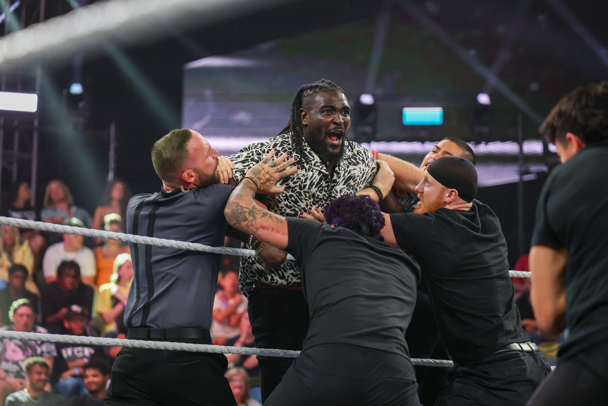 WWEChipDanning's tweet image. Catch #WWENXT on tour THIS WEEKEND!!
Friday #NXTSebring
Saturday #NXTTampa
Remaining Tickets: etix.com/ticket/o/6017/… #WWE