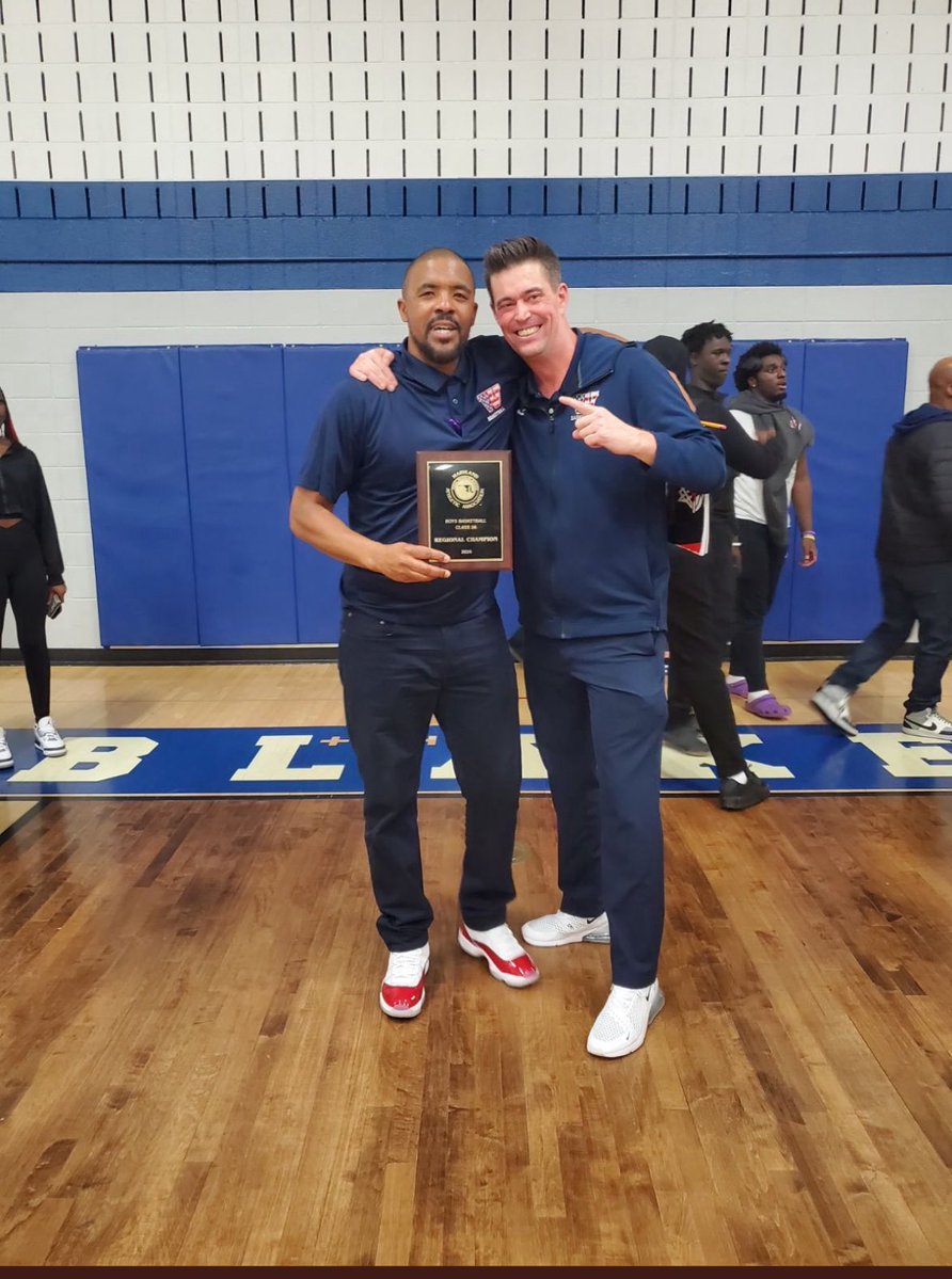 coache_graves's tweet image. I am excited to officially announce that @CoachCalT is our new JV Head Basketball Coach! Anyone who has been around the game in our area, knows the positive impact Coach Cal has had countless players and all the programs he has been involved with.  @TSWAthletics