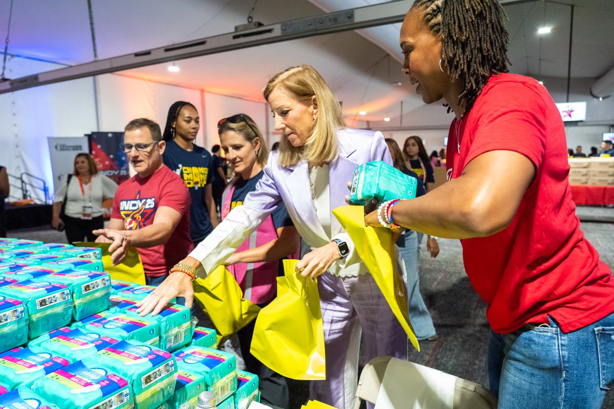 Photos: See inside as 800 volunteers worked this morning to pack 25,000 hygiene kits for young women as part of WNBA Changemaker Day #WNBAAllStar2025  indystar.com/picture-galler…