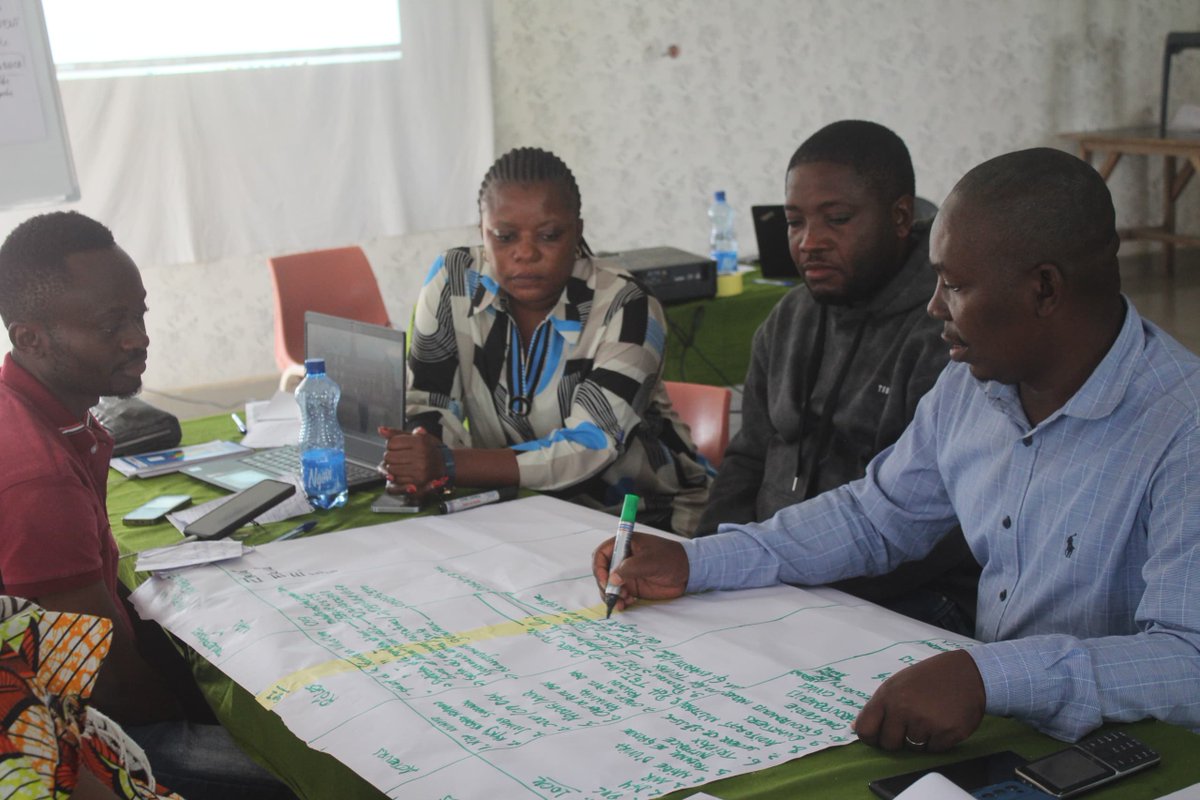 Search for Common Ground DRC (@searchdrcongo) on Twitter photo À Uvira, du 16 au 17 juillet 2025, <a href="/SearchDRCongo/">Search for Common Ground DRC</a> a organisé une cartographie des acteurs du secteur de la sécurité dans le Sud-Kivu.
15 acteurs sociaux ont identifié les structures clés, leurs rôles et niveaux d’influence.
#Uvira #SudKivu #Sécurité #Gouvernance #Peacebuilding À Uvira, du 16 au 17 juillet 2025, <a href="/SearchDRCongo/">Search for Common Ground DRC</a> a organisé une cartographie des acteurs du secteur de la sécurité dans le Sud-Kivu.
15 acteurs sociaux ont identifié les structures clés, leurs rôles et niveaux d’influence.
#Uvira #SudKivu #Sécurité #Gouvernance #Peacebuilding