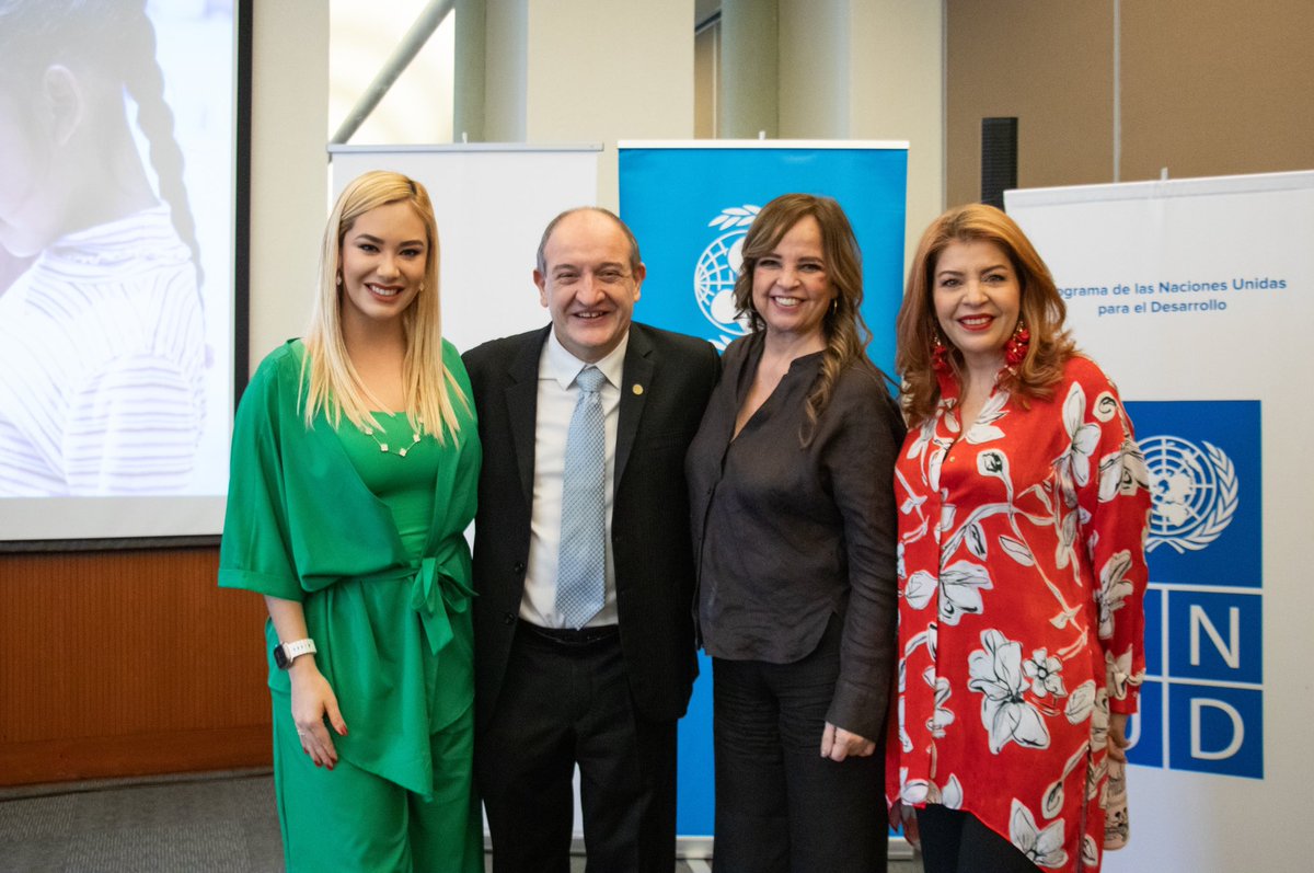 TereRamosA's tweet image. Participé con mucho gusto en el denominado “Diálogo Técnico entre @UNFPAMexico @UNICEFMexico @PNUD_Mexico y la Administración Pública Federal”, en la @SRE_mx 🇺🇳
Gracias por la invitación querida @ArmitageUNFPA Representante de @UNFPAMexico 🇲🇽
Un espacio clave para construir…