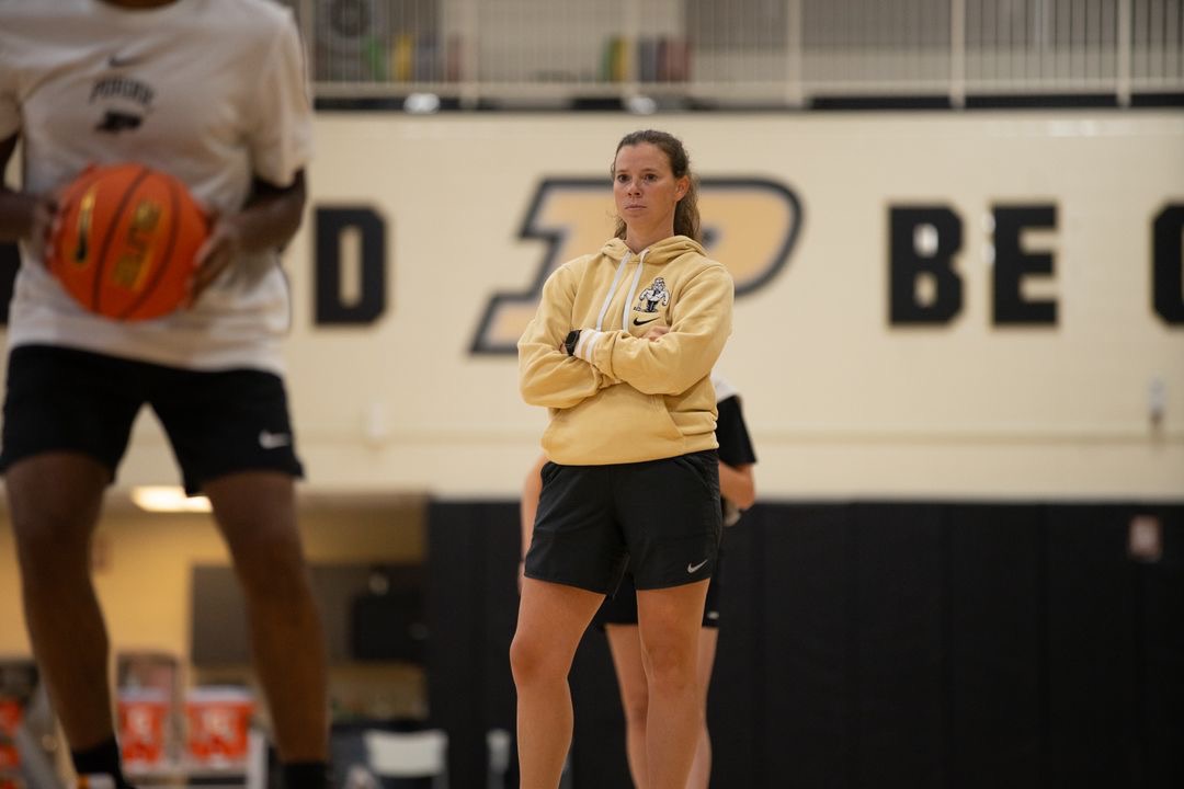PurdueWBB's tweet photo. Wishing our Director of Operations @AmieAnthrop22 a happy birthday 🎂🥳🎉 https://t.co/kHqTtAFlJj