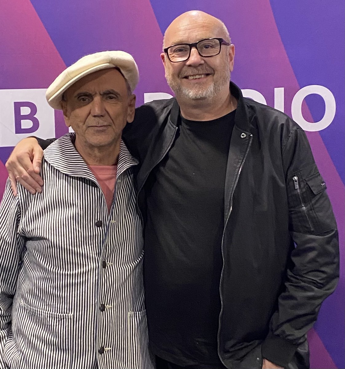 DazHaleWM's tweet image. We go back a long way &amp;amp; it was so good to catch -up with Kevin Rowland earlier  to record a 
 special for ⁦@bbcwm⁩ .
He’s currently on a promo tour for his  superb autobiog “ Bless Me  Father”,  which includes a show next Wed at the @Robinvenue  ⁦@DexysOfficial⁩