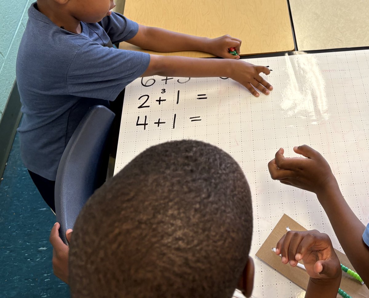 TeacherToronto's tweet image. Practicing our mental math skills by rolling dice to create matching equations! #Mathisfun @TCDSBSummerLrn @tcdsb #TCDSBslp2025