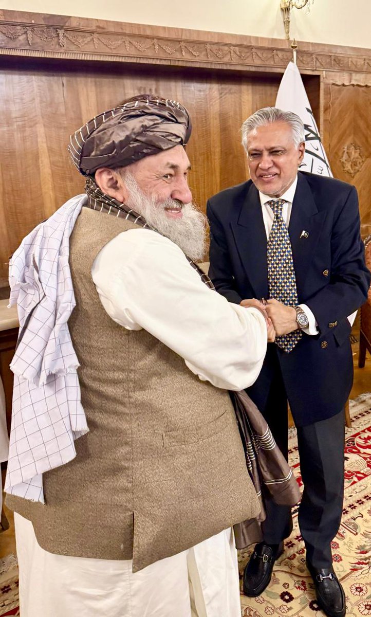 MahazOfficial1's tweet image. Update: On the sidelines of the signing ceremony for the Framework Agreement on Joint Feasibility Study of the UAP Railway Corridor, Pakistani Delegation met Afghan Prime Minister, Mullah Muhammad Hassan Akhund.
"The two leaders exchanged views on issues of mutual interest,…