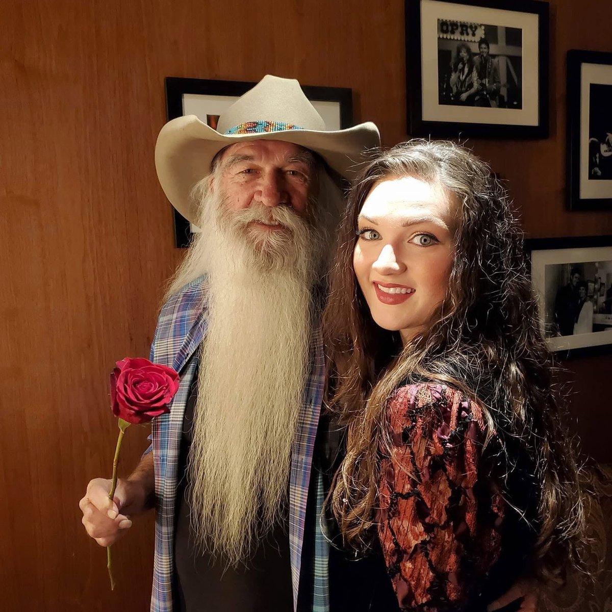 wlgthegoldens's tweet image. Throwback Thursday:
@wlgolden and Granddaughter Elizabeth Golden
📸 Dana Lowery Bratten