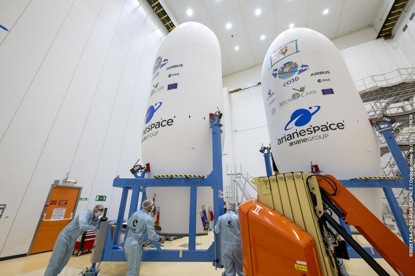 🔒 Satellites secured.

The 4 CO3D &amp; MicroCarb are encapsulated inside VegaC’s fairing at Europe’s Spaceport.
Next: launcher integration &amp; final verifications for VV27. (1/2)