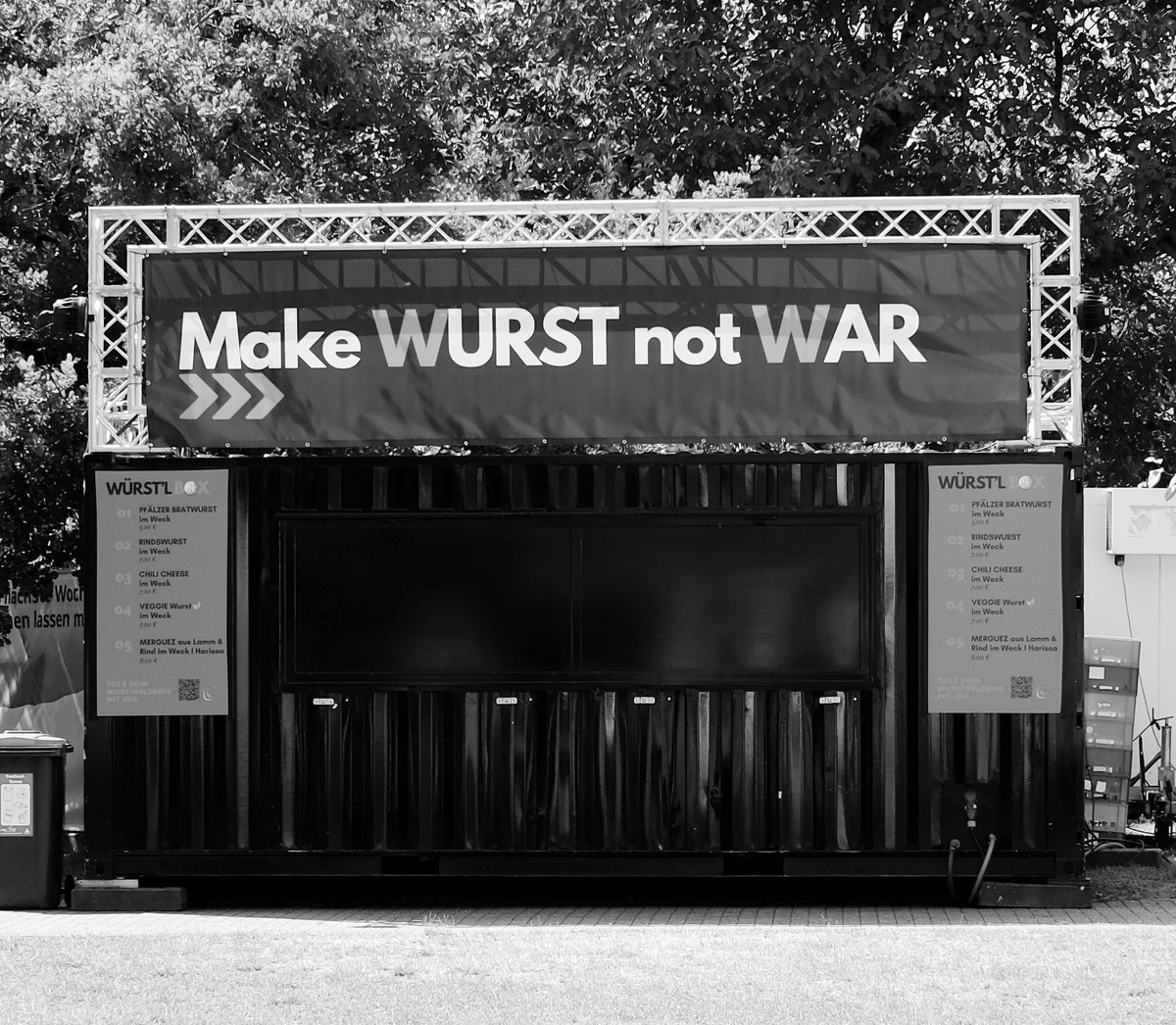 KopfYvonne's tweet photo. Gestern begann "Das Fest am See" (Vorfest für "Das Fest"). Hier ein paar Eindrücke von heute Mittag.
Der Eintritt ist frei.
#dasfest2025 #dasfestkarlsruhe #dasfest #karlsruhe #mountklotz #festival #festivalliebe #dasfestamsee https://t.co/JoDKivpUXK