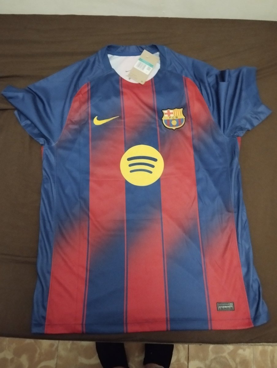 Quiero agradecer a <a href="/CajaDelGol/">Caja Del Gol - camisetas de fútbol baratas</a> por el envío de la camiseta con más aura de todo el mundo 😎

Pero para aura él, que hace posible todo esto y nos permite tener esta maravilla y poder lucir el escudo que me representa.

No dudéis en adquirir la vuestra, de vuestro club preferido.