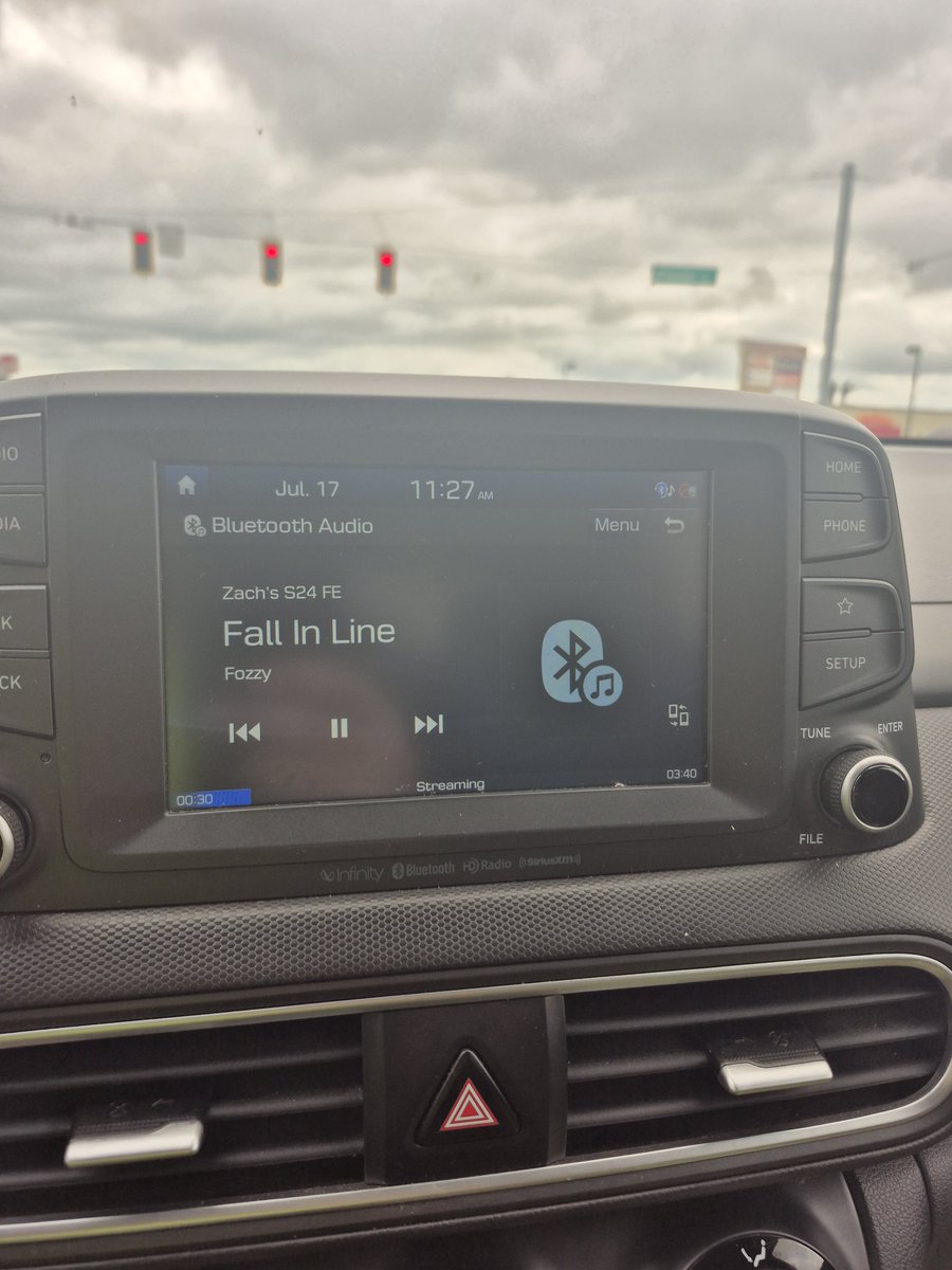 ZachDavis095's tweet image. Loving this SONG! #FALLINLINE @FOZZYROCK @IAmJericho #FOZZYROCKS
