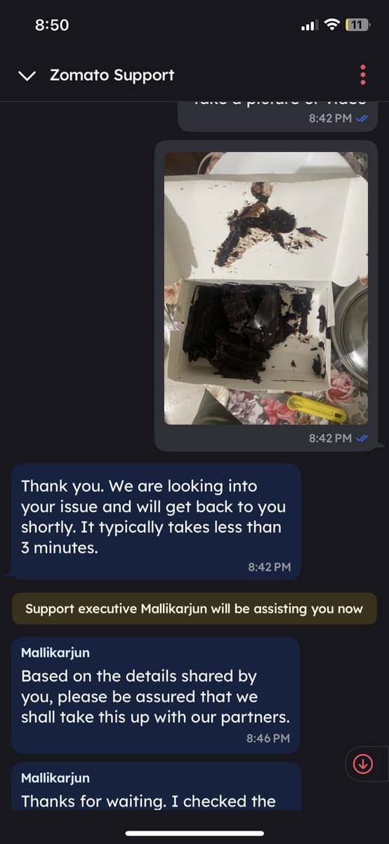 ALIAUBD786's tweet photo. @zomatocare @zomato ordered 4 pastries from a bakery got pastries totally messed up and these guys are saying it is partial damage and giving refund of 30 rs for the food costing 460 rs and the best part is you can’t type you just have to select the option provided by them . https://t.co/9whQSNQROD