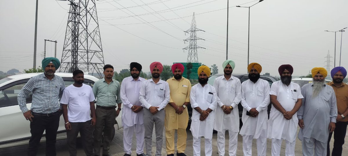 Kirpalsmajithia's tweet image. #ਲੁਧਿਆਣਾ ਮੀਟਿੰਗ ਲਈ ਰਵਾਨਾ ਹੁੰਦੇ ਹੋਏ ਸਾਥੀਆਂ ਨਾਲ #KirpalSingh @ArvindKejriwal @BhagwantMann @msisodia @AAPDelhi @AapKaGopalRai @AAPPunjab @ipathak25