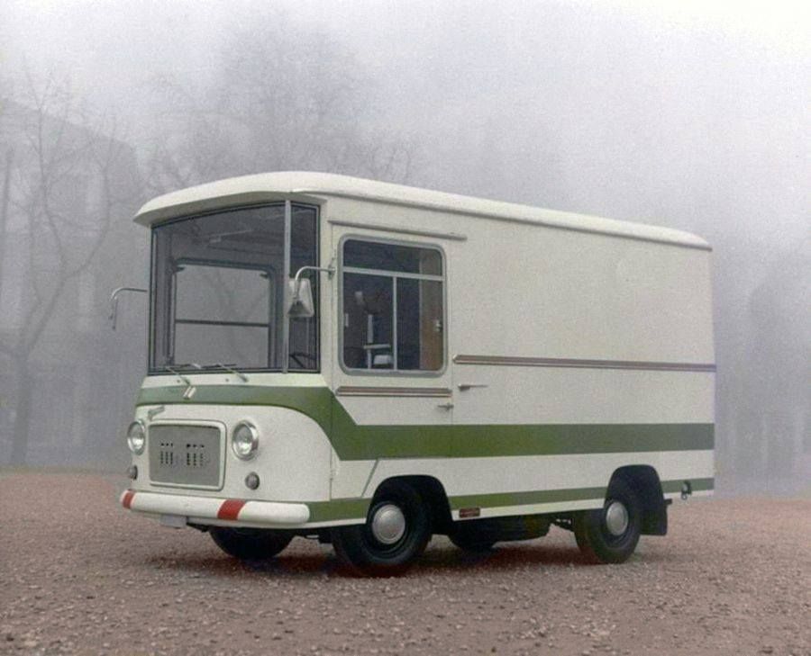 QuirkyRides's tweet photo. #Fiat 241 #Sperotto van #1960s & #10970s https://t.co/6zswCU8R6z