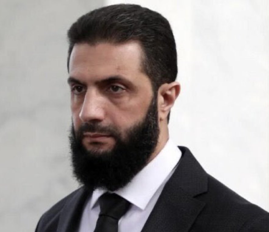 MKhoshvaght's tweet image. آیا الجولانیِ تروریست، که به محض حملات اسراییل، از السویداء فرار کرد و تسلیم شد، و بزرگتر او #اردوغان ، هنگام فتح #سوریه می دانستند دارند راه را برای تجزیه این کشور بی دفاع و تصرف و سلطه #اسراییل بر منطقه هموار می کنند؟