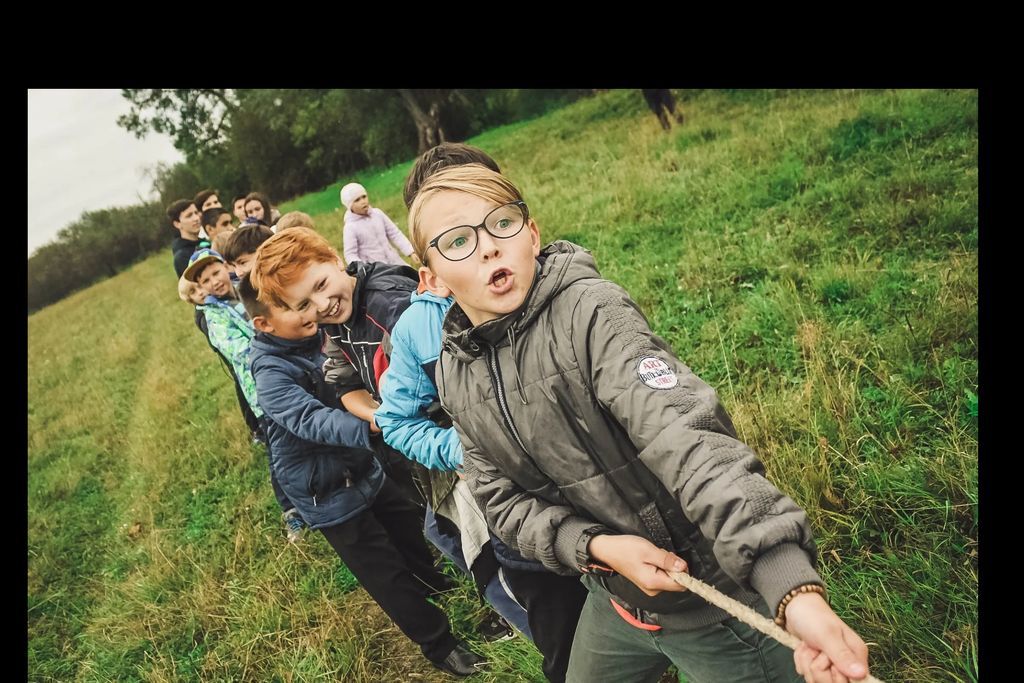 Head on over to our website for your free download of great summer activity ideas, tips and fun! buff.ly/sB9bVHZ #sparcreddeer