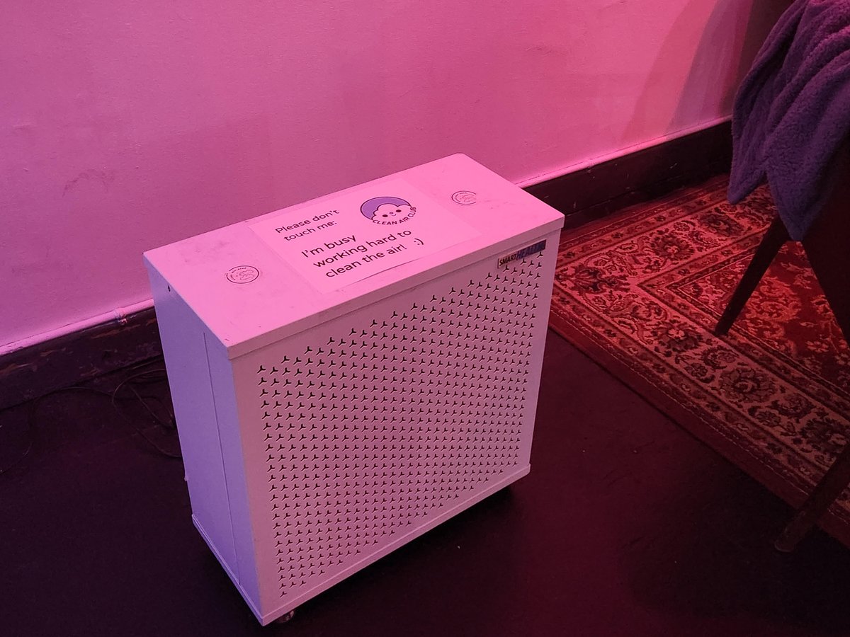 SmarterHEPA's tweet image. Shout out to @Clean_Air_Club_ for loaning one of our Blast Mini air purifiers to artists across Chicago!