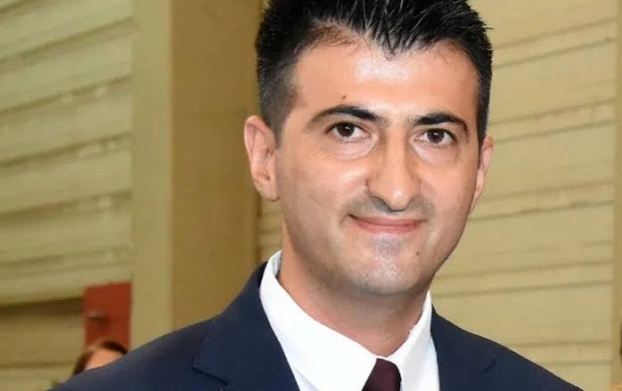 alkimunsalENG's tweet photo. DEM parti ile bayramlaştığı için CHP’den istifa eden M. Ali Çelebi AKP MHP DEM ittifakı için hala sessiz

Gören var mı ? https://t.co/cjwaWhUN8j