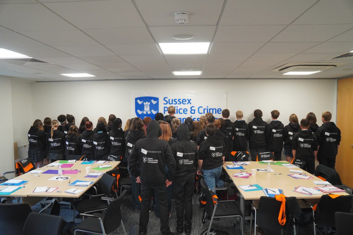 BreckFound's tweet image. The Sussex Youth Ambassador Launch Event! From networking with safeguarding professionals to sharing ideas and celebrating youth leadership, the day marked an important step in empowering young people. We’re proud of our new ambassadors, online safety starts with them!