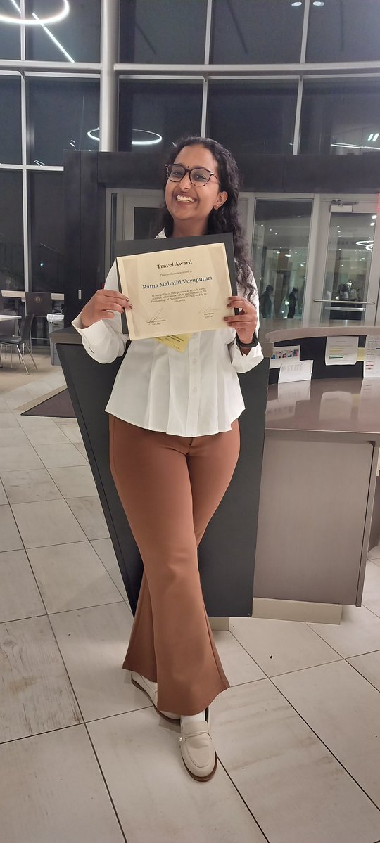 Mahathi_VR's tweet image. Thrilled and grateful to have received the travel award for #GRCPsychedelics @TIFRScience
Many thanks and congratulations to @ViditaVaidyan @MelissaHerman4 @VVyazovskiy @kwanalexc for organising this wonderful conference bringing together the psychedelic research community!