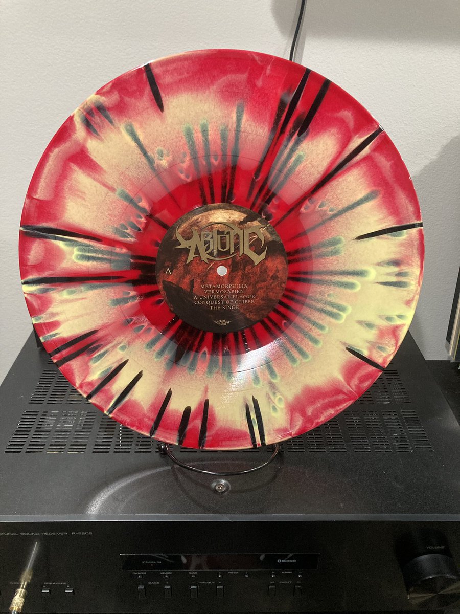 RageoftheMage's tweet image. Abiotic - A Universal Plague: Mutation
Big surprise the first record is technical death metal lol. Admittedly I haven’t spent as much time with this as I would have liked. So let’s change that today and spin it up!