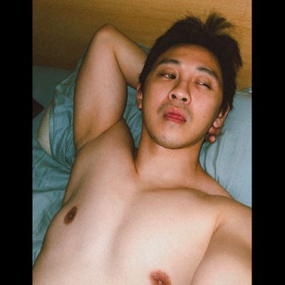 #NewProfilePic (新個人資料照片)