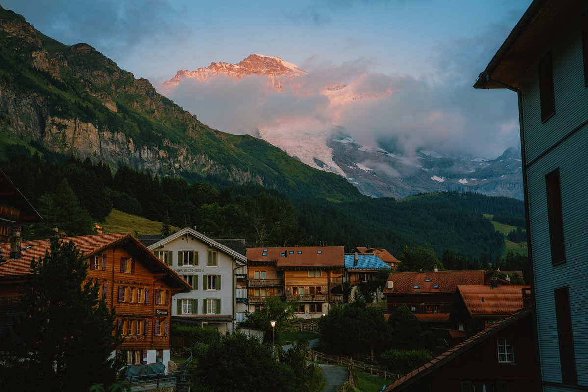 DanielCasson1's tweet image. Evenings in Wengen //