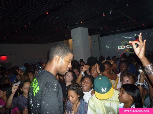 WZRDSHYY's tweet image. Pictures of @KiDCuDi and more at the “A Kid Named Cudi” mixtape release party back in 2008 in New York
