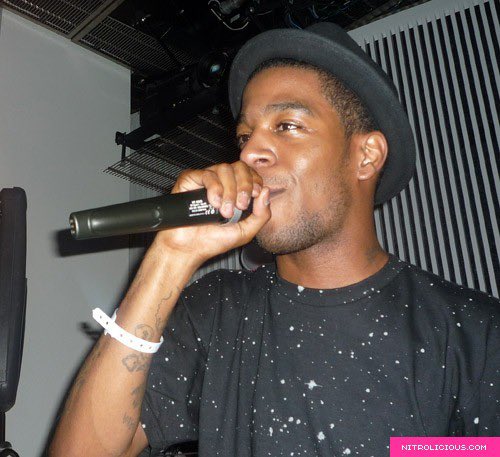 WZRDSHYY's tweet image. Pictures of @KiDCuDi and more at the “A Kid Named Cudi” mixtape release party back in 2008 in New York