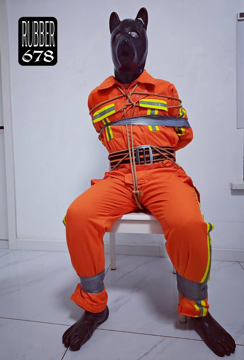 戴上这个头套，你就好好的当我的狗吧
逃你已经逃不掉了，老老实实接受现实吧