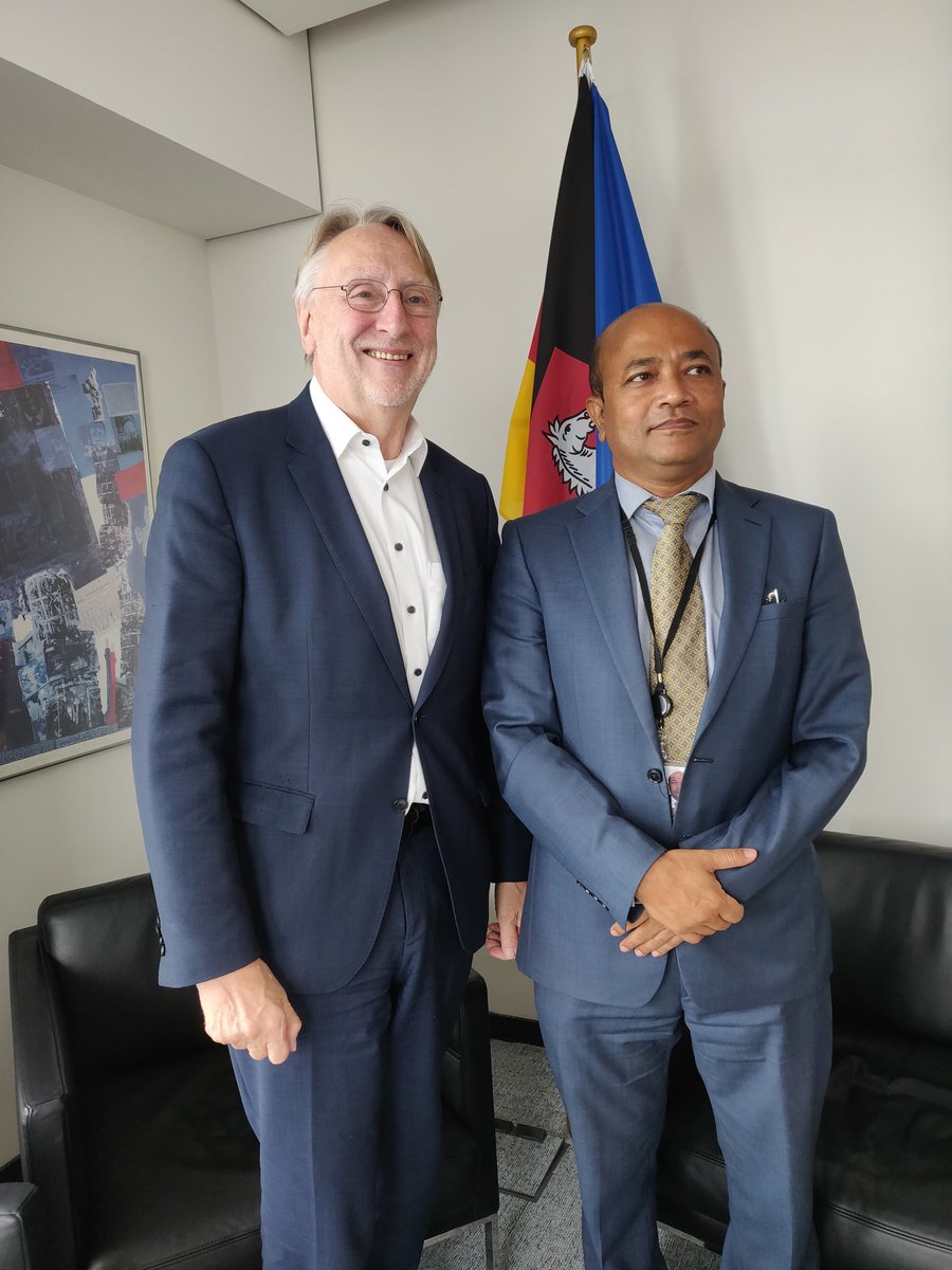 Bernd Lange (@berndlange) on Twitter photo 🇧🇩🇪🇺Inaugural visit of the new Bangladeshi ambassador <a href="/BDinBrussels/">Bangladesh in Brussels</a>. A very valuable exchange for cooperation in these uncertain times. 🇧🇩🇪🇺Inaugural visit of the new Bangladeshi ambassador <a href="/BDinBrussels/">Bangladesh in Brussels</a>. A very valuable exchange for cooperation in these uncertain times.