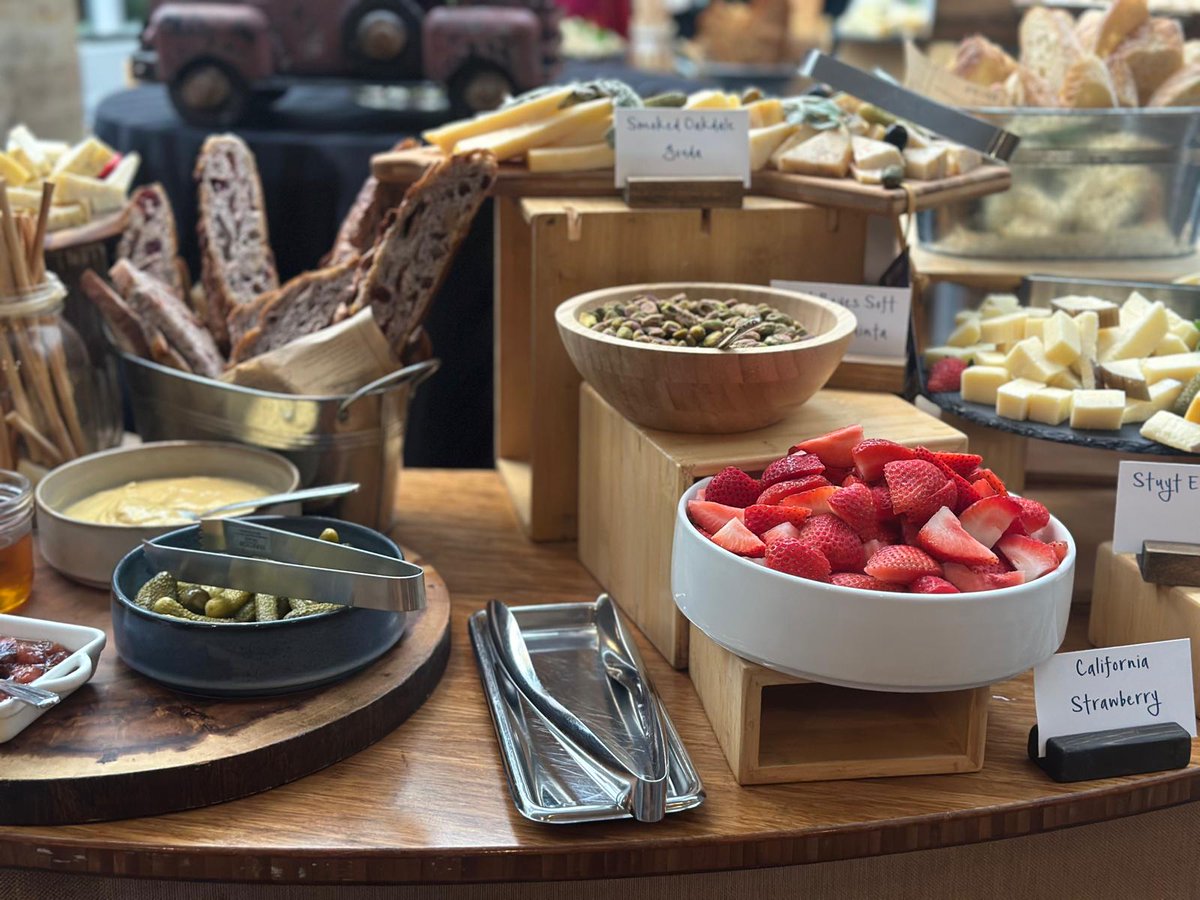 <a href="/tradedatanews/">Trade Data Monitor</a> <a href="/6Seeds_/">6 Seeds</a> #LixCap #RiverGlobal
<a href="/FeedFolks/">AFIA</a> <a href="/uspetfood/">Pet Food Institute</a> #USAPEEC <a href="/BlueDiamond/">Blue Diamond Almonds</a> <a href="/CalRipeOlives/">CaliforniaRipeOlives</a> <a href="/CalifWines_US/">California Wines</a> <a href="/CDFAnews/">Calif Food and Ag</a> <a href="/CalFreshFruit/">Cal Fresh Fruit</a> <a href="/Cal_Pear/">California Pears</a> <a href="/CAforPrunes/">California Prunes</a> <a href="/StrawberryComm/">California Strawberry Commission</a> <a href="/GrapesfromCA/">Grapes from California</a> <a href="/CaWalnuts/">California Walnuts</a> <a href="/almonds/">California Almonds</a> #Cherries <a href="/WonderfulNuts/">Wonderful Pistachios</a>