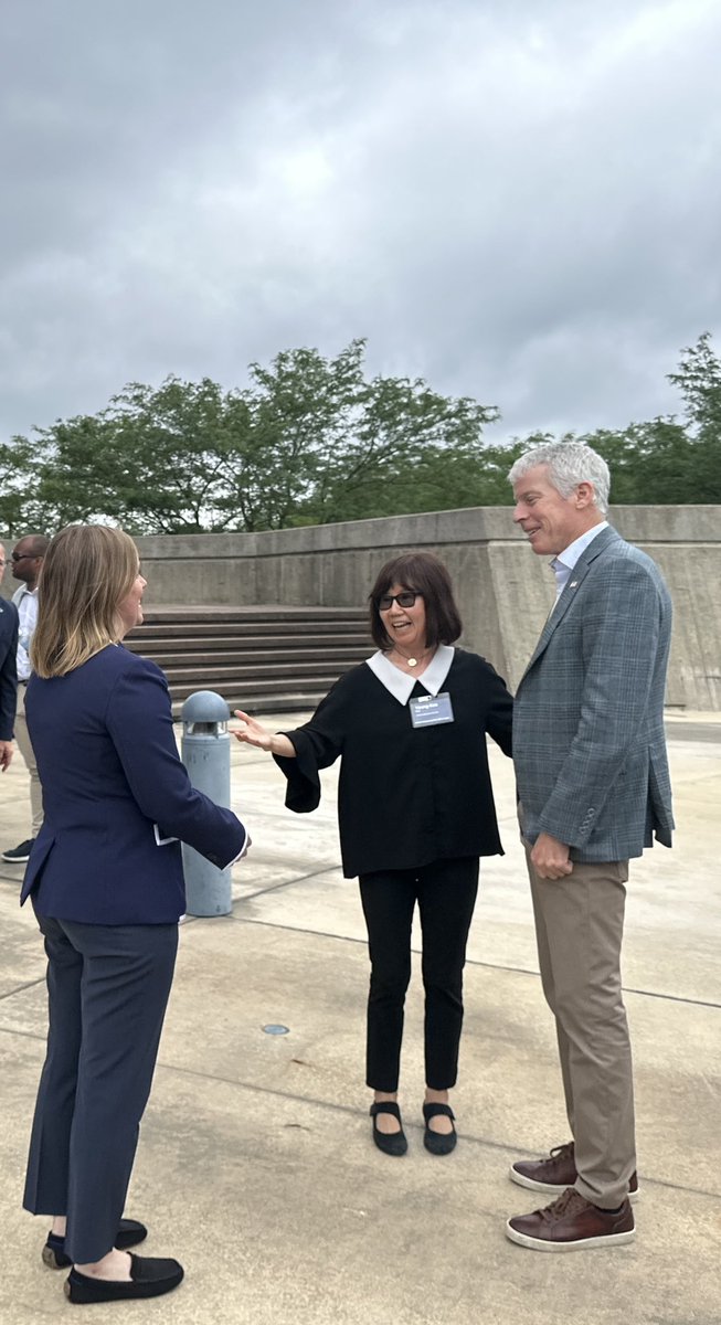 Fermilab (@fermilab) on Twitter photo Welcome <a href="/ENERGY/">U.S. Department of Energy</a>’s <a href="/SecretaryWright/">Secretary Chris Wright</a> to Fermilab!
We'll be sharing highlights from Secretary Wright's visit to America's premier particle physics and accelerator laboratory where experts from around the world work to solve the mysteries of matter, energy, space and time! Welcome <a href="/ENERGY/">U.S. Department of Energy</a>’s <a href="/SecretaryWright/">Secretary Chris Wright</a> to Fermilab!
We'll be sharing highlights from Secretary Wright's visit to America's premier particle physics and accelerator laboratory where experts from around the world work to solve the mysteries of matter, energy, space and time!