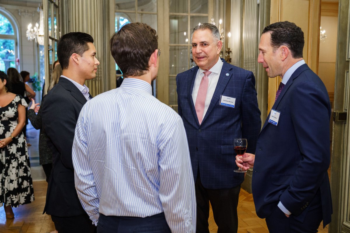 MeridianIntl's tweet image. Economic &amp;amp; trade counselors are key to global commerce. At our 7th annual reception, we gathered 100+ attachés, U.S. officials &amp;amp; business leaders to strengthen networks that drive trade &amp;amp; investment. Remarks by @StateDept’s Thomas Lersten &amp;amp; @HP’s @BMasalosalo spotlighted…