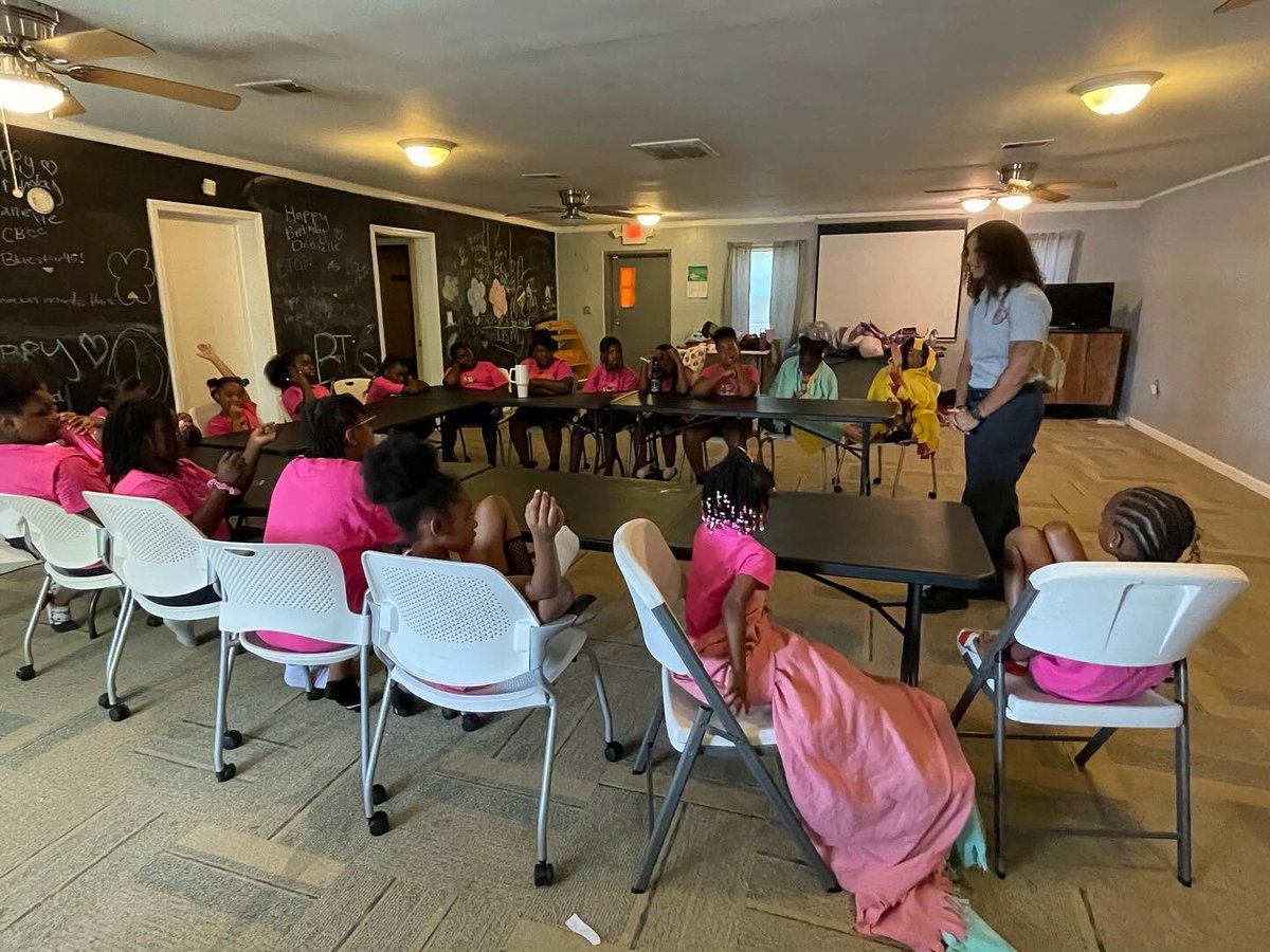 ColaFire's tweet image. Firefighter Courtney Clowney had a great time talking with a girls summer youth group at the Columbia Bethlehem Community Center this week.
She answered a lot of insightful questions from the kids about her career in the fire service as well as fire safety and preparedness.