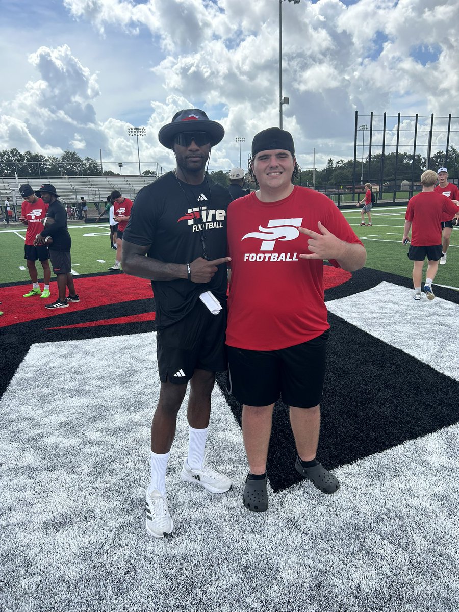 First off I wanna thank the lord for giving me the power to play this amazing game and all my coaches for the amazing SEU prospect camp <a href="/Coach_Waugh/">Adam Waugh</a> <a href="/CoachHeldreth/">Jordan Heldreth</a> <a href="/CoachJakeOwens9/">Jake Owens</a> <a href="/JeremyHarris_31/">Jeremy D. Harris</a>