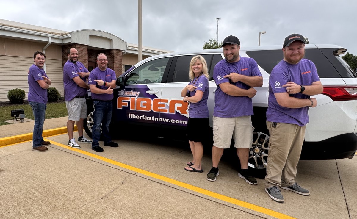 fiberfastnow's tweet image. We’re proud to wear the @NTCAconnect #SmartRuralCommunity Gig-Capable Provider logo on our sleeve. It’s a symbol of how strong broadband empowers rural life. This logo shows we're not waiting for the future, we're growing it. 🚜💻
#BroadbandBuiltToLast