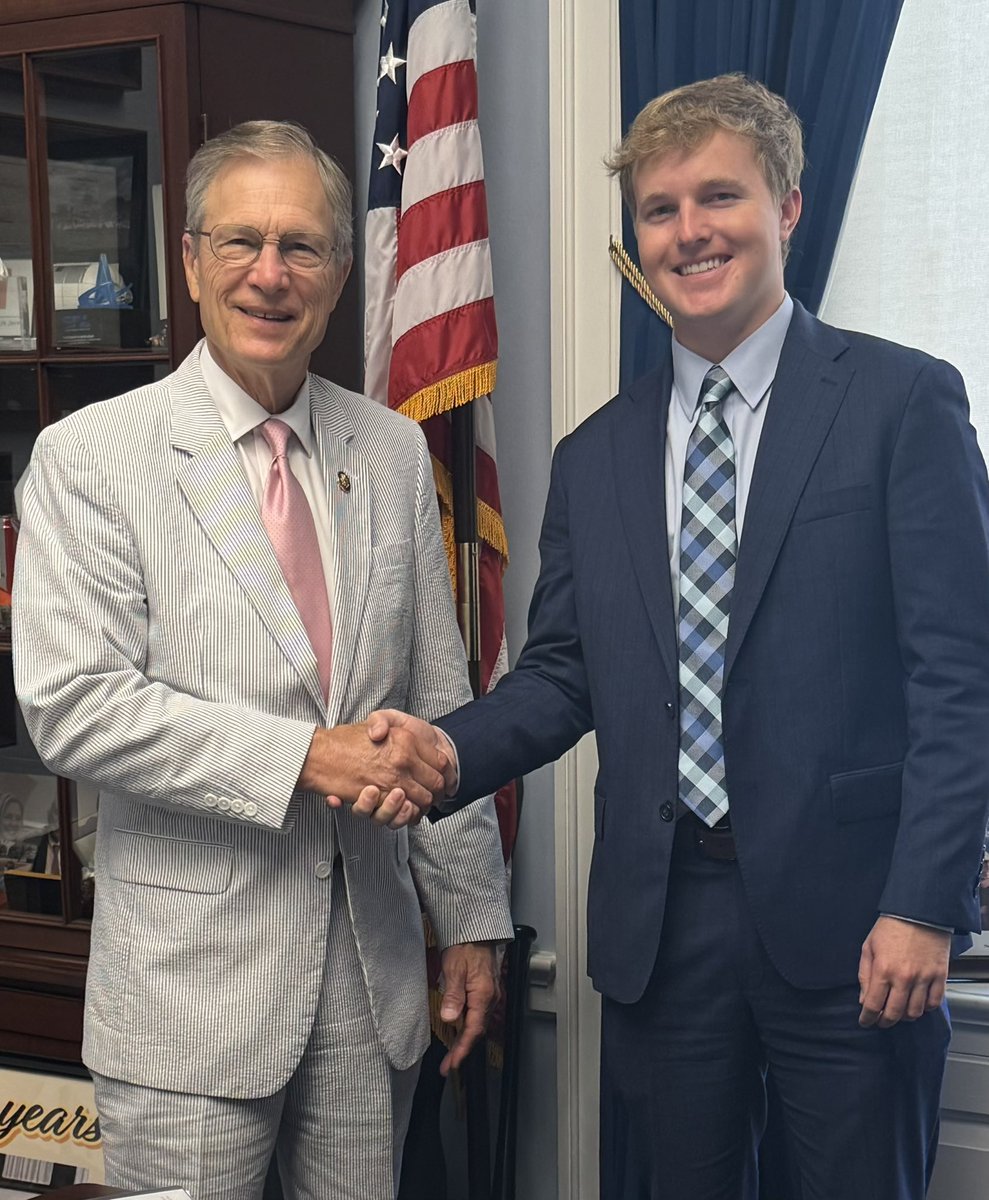RepBrianBabin's tweet image. It was a treat having our district intern, Jacob Lambert, in Washington to stand with President Trump as he signed the HALT Fentanyl Act. A Deer Park grad and proud Aggie, Jacob makes TX-36 proud. Keep up the great work!
