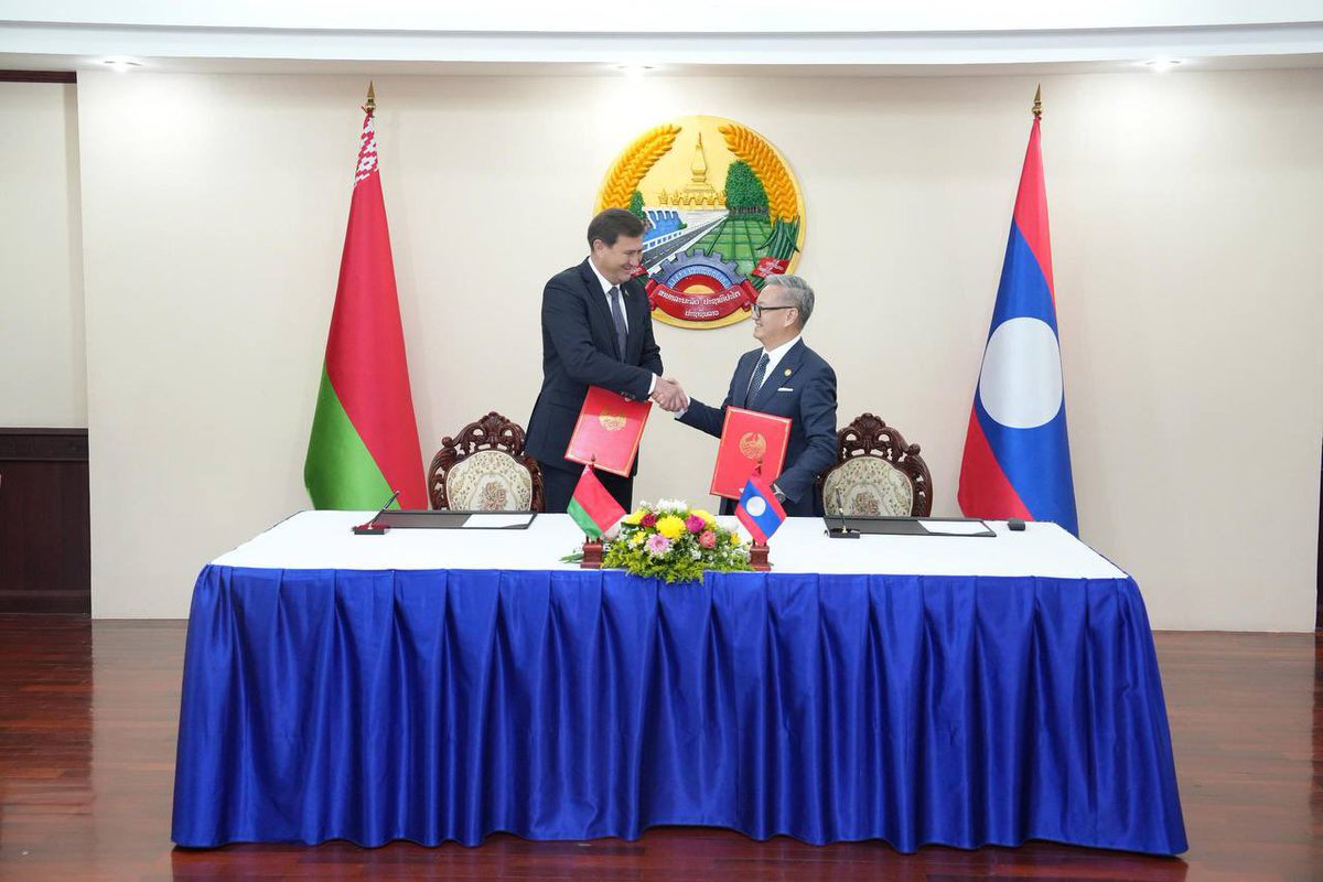 ✈️ Беларусь и Лаос отменили визы!
Министр иностранных дел Беларуси Максим Рыженков и глава МИД Лаоса подписали соглашение об отмене виз для владельцев национальных паспортов.
Безвиз - реальность. Новый импульс для туризма, бизнеса и партнёрства.