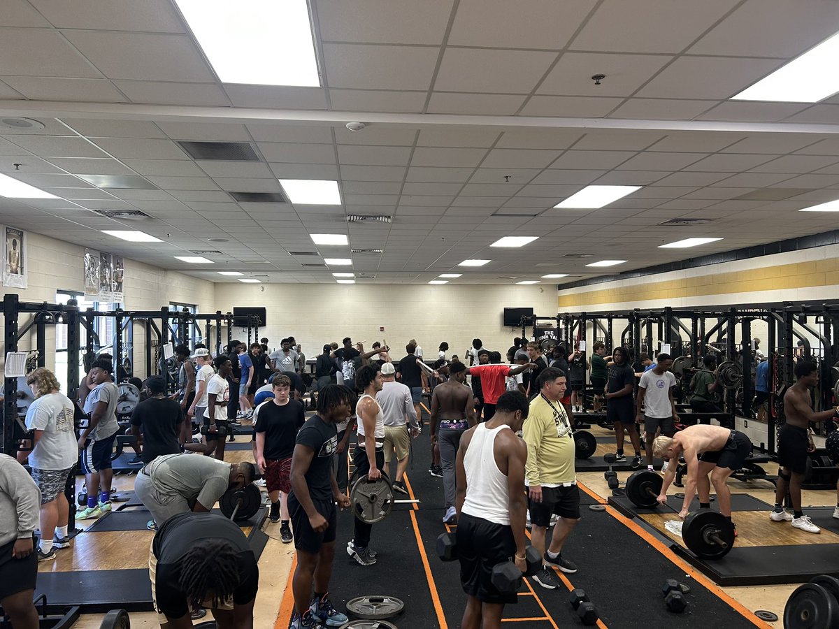 🐶🏈Camden Bulldogs Football tweet media